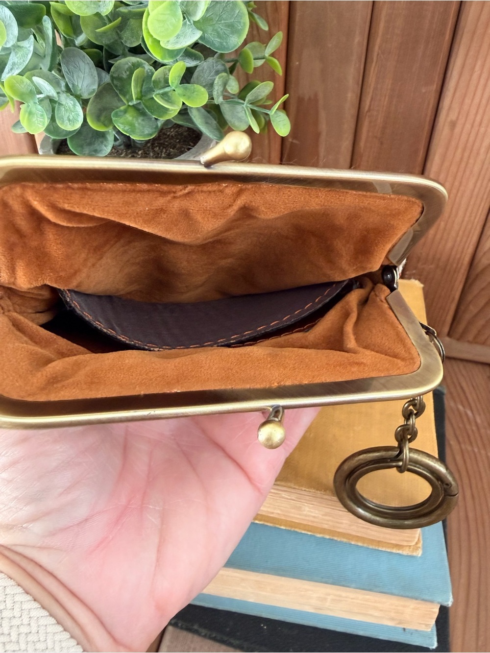 Patricia Nash Chestnut Brown Leather Kiss-Lock Coin Purse - Picture 7 of 7